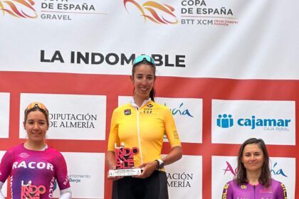 El Pelotón Sandra Alonso y José Manuel Cayuela vencen en La Indomable, prueba de la Copa de España de Gravel