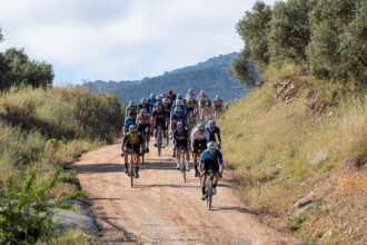 El Pelotón La Copa de España de Gravel celebra este sábado su 6ª cita con la Entre Sierras Gravel Race