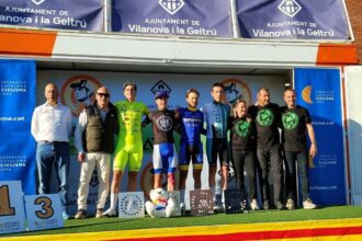 Podio de la XIV Clásica Issac Gálvez - Grans Clàssiques 2026 (Foto: @ciclismecat)