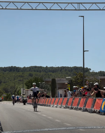 El Pelotón Fran Bennassar (High Level-GSport) cumple con los pronósticos y gana en Perafort Fran Bennassar gana el GP Sant Pere de Perafort - Grans Clássiques 2026