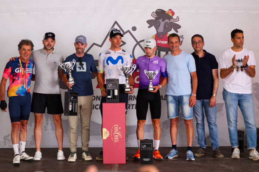 El Pelotón Fran Rus y Mónica Belda brillan entre los 2200 participantes de la Gran Fondo Sierra de Albacete Gran Fondo Sierra de Albacete Pódium