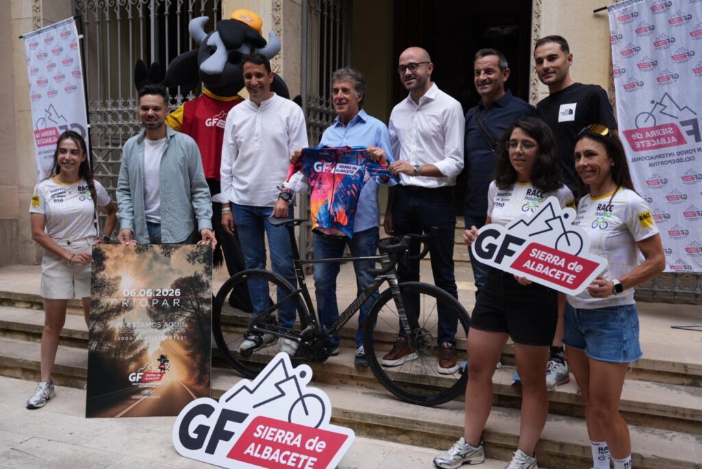 El Pelotón La Gran Fondo Sierra de Albacete congrega a 2200 participantes el sábado 6 de junio