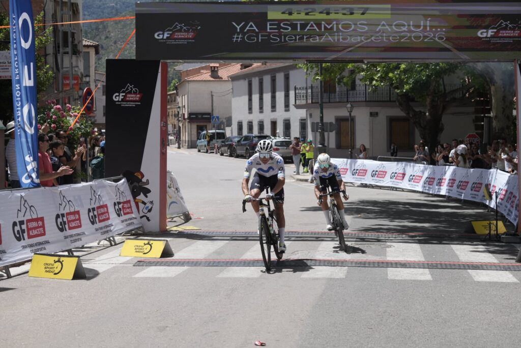 El Pelotón Fran Rus y Mónica Belda brillan entre los 2200 participantes de la Gran Fondo Sierra de Albacete Fran Rus Alejandro Valverde Movistar Team