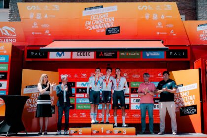 El Pelotón Mireia Benito, Benjamín Noval y Alejandra Neira conquistan las contrarrelojes del Campeonato de España en Sabiñánigo