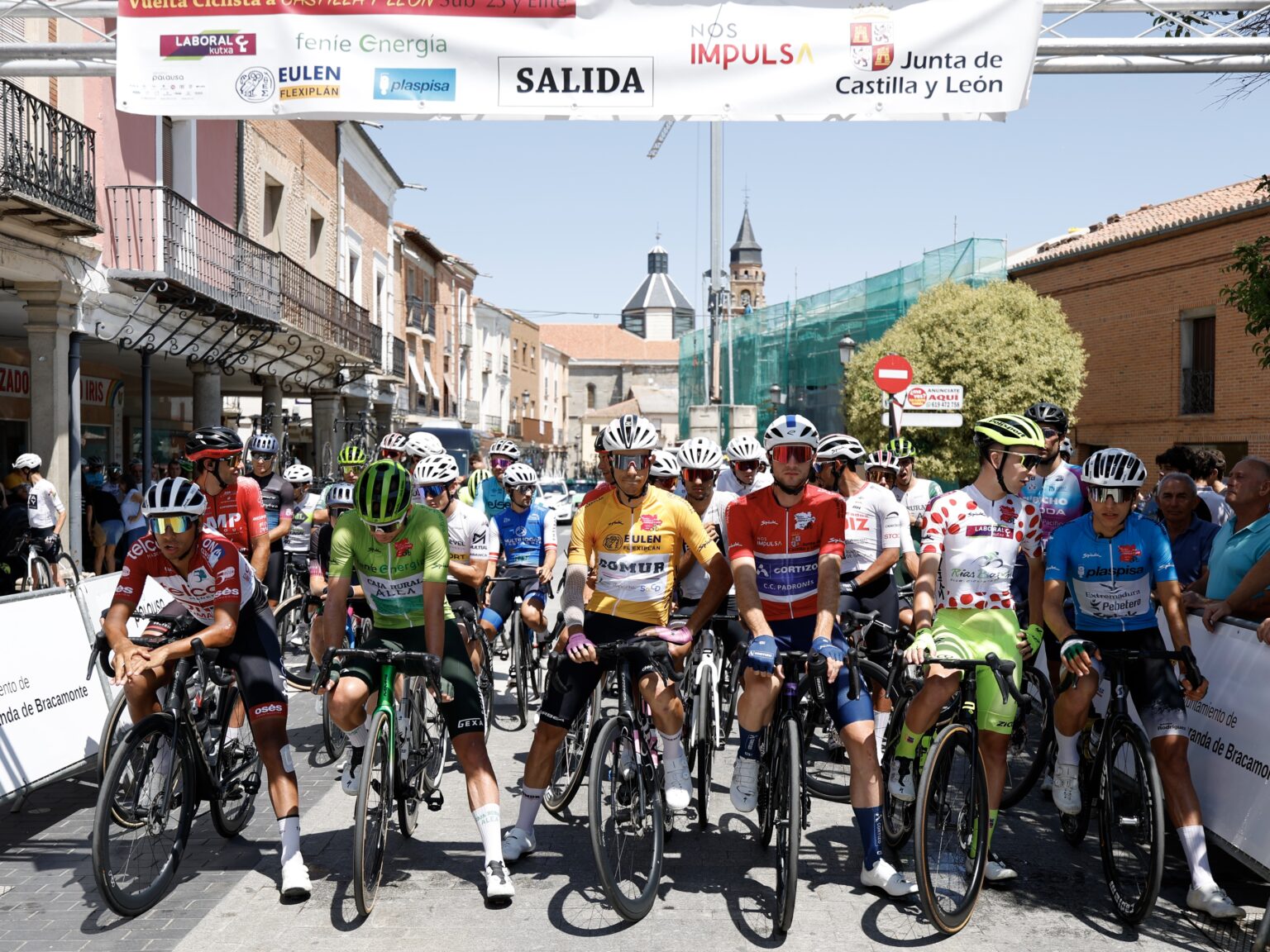 El Pelotón Resumen TV de la 4ª etapa de la III Vuelta a Castilla y León élite y sub-23 2026: Peñaranda de Bracamonte - Guijuelo