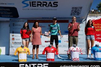 Emilio García, ganador en Piedrahíta de la 3ª etapa de #VueltaCyl26 (Foto: Alberto Guervós)