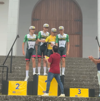 Natural Greatness-Rali-ALÉ gana la crono por equipos de la Vuelta al Norte de Gran Canaria 2026 (Foto: @vueltaciclistacanarias)