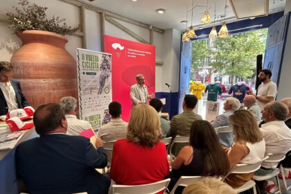 El Pelotón La II Vuelta Ciclista a Castilla-La Mancha LEADER, se presenta en Madrid