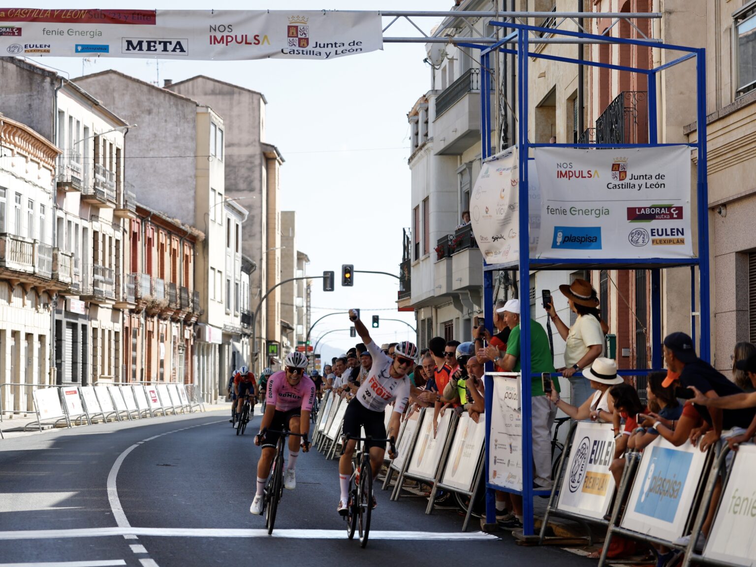 Mika Vijfvinkel, Froiz, vence en Guijuelo (Foto: Alberto Guervós)