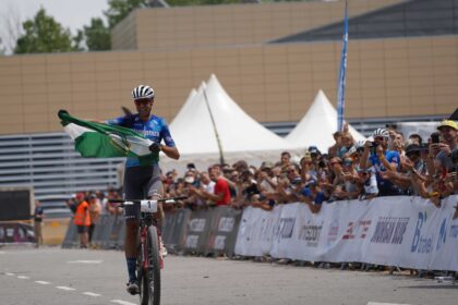 El Pelotón David Valero y Marta Cano revalidan su reinado y conquistan el Campeonato de España de XCO