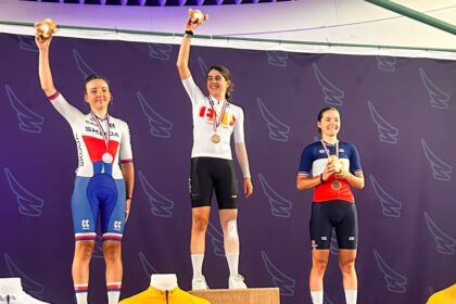 El Pelotón Alejandra Neira vence en la última etapa de la Watersley Ladies Challenge y concluye 2ª en la general
