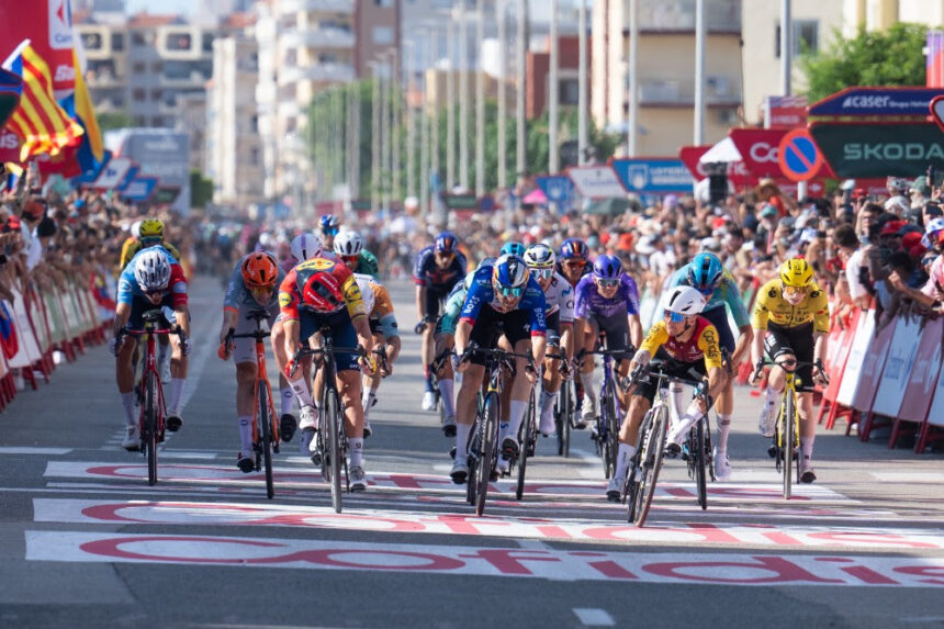 El Pelotón Coquard triunfa en el adiós de Pogacar a La Vuelta Coquard Cofidis La Vuelta