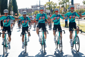 Equipo Kern Pharma La Vuelta 2026