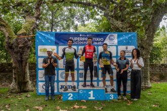 El Pelotón Miguel Rodríguez y Laura Mira estrenan el Superprestixio con victoria en Chantada