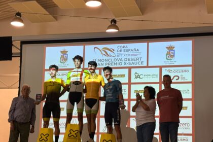 El Pelotón Esteban Martín y Carmen Martín se imponen en el XI Monclova Desert, última prueba de la Copa de España XCM